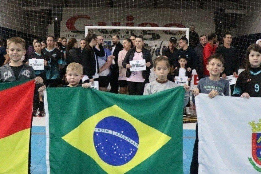 Fortaleza dos Valos abre Campeonato Municipal Voleibol e Futsal Veterano