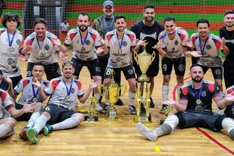 Independent conquista a Copa Pederneiras de Futsal 2026 e garante a dupla coroa da temporada