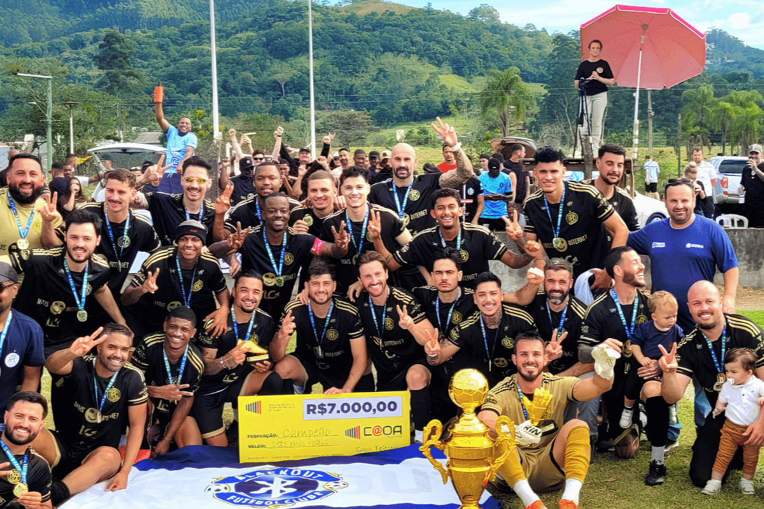 Blackout conquista nos pênaltis Campeonato Municipal de Futebol em Santo Amaro de Imperatriz