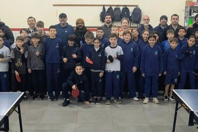 Jovens talentos brilham no 1º torneio escolar sub-11 de tênis de mesa de Guaramirim (SC)